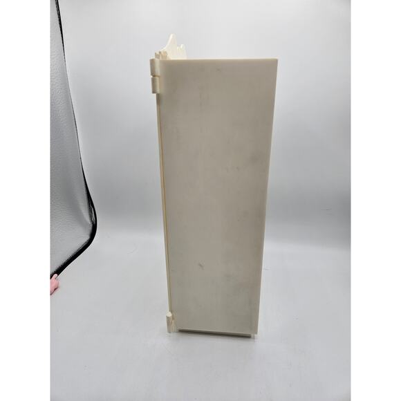 Marx Sindy‎ 1970s Wardrobe Cream Gold Trim Drawers Hangers Mirror - Picture 9 of 12